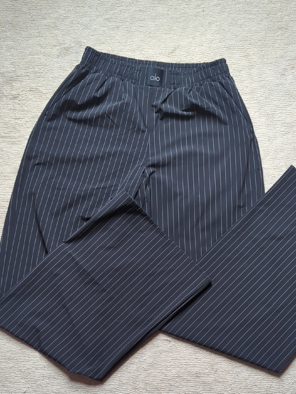 Alo Yoga Pinstripe Daylight Boxer Pant (Long)